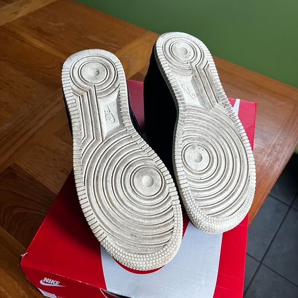 Nike Air Force 1s - Picture 3 of 3